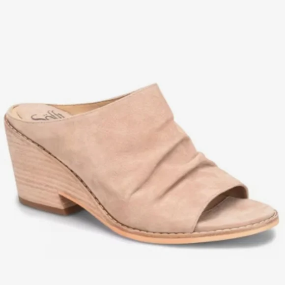 Sofft Cream Sandal Low Heel - Picture 1 of 3